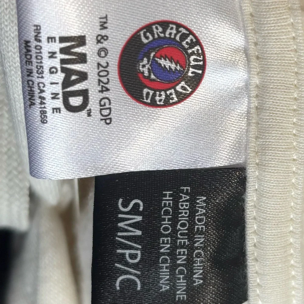 NWT Grateful Dead Hoodie Small Dancing Bears Graphic Sweatshirt Merch Unisex - Picture 7 of 7